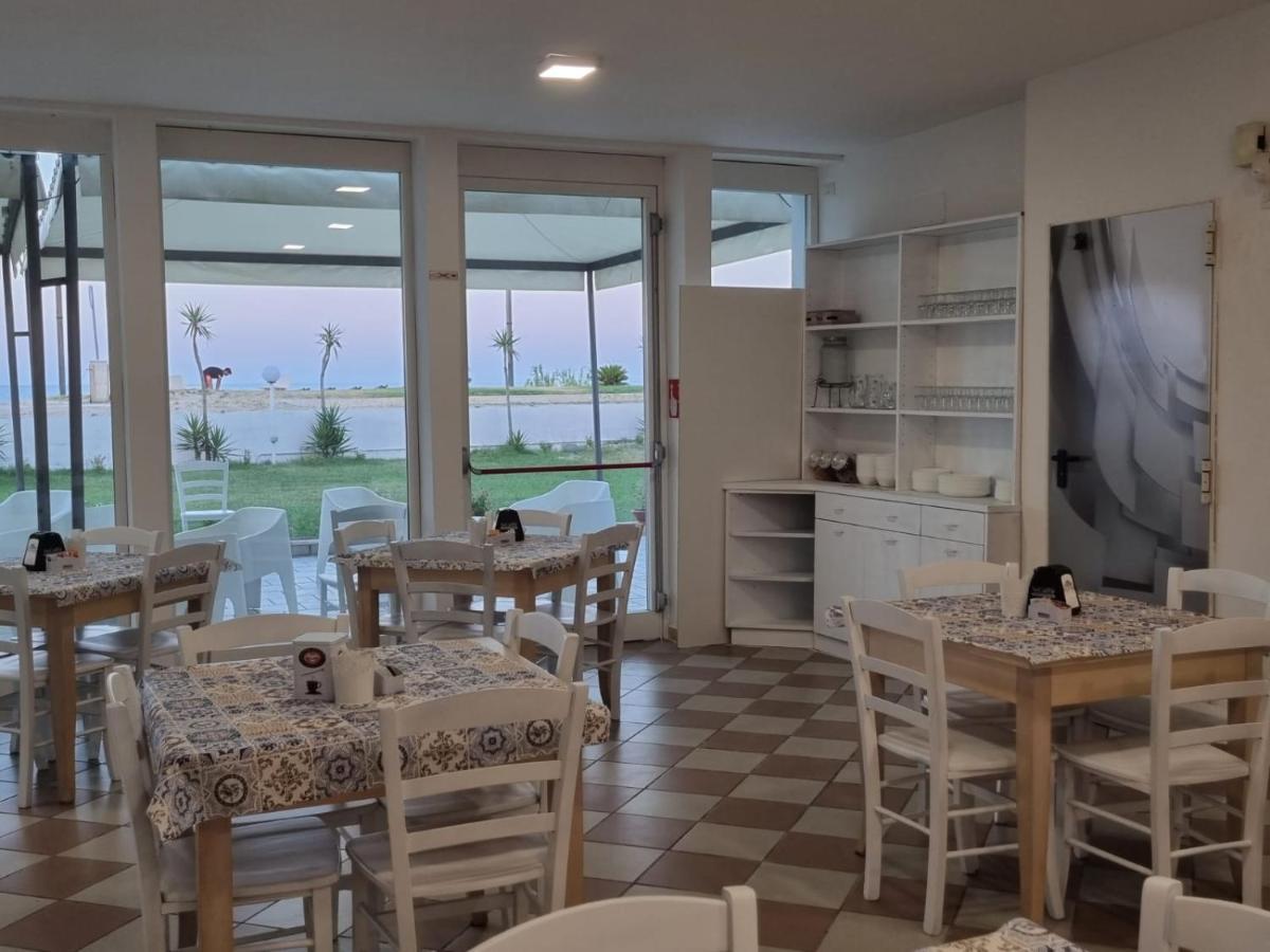 Hotel Rivabella Davoli Zewnętrze zdjęcie